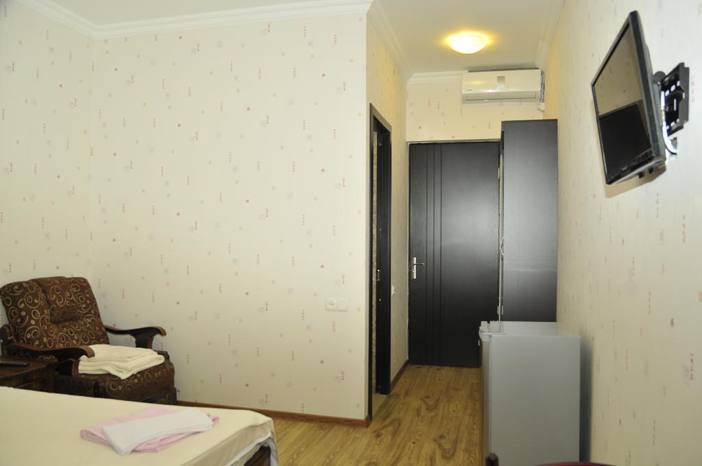 Alma-Ata Hotel Borjomi ภายนอก รูปภาพ