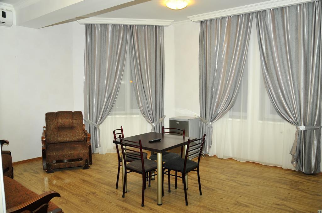 Alma-Ata Hotel Borjomi ห้อง รูปภาพ